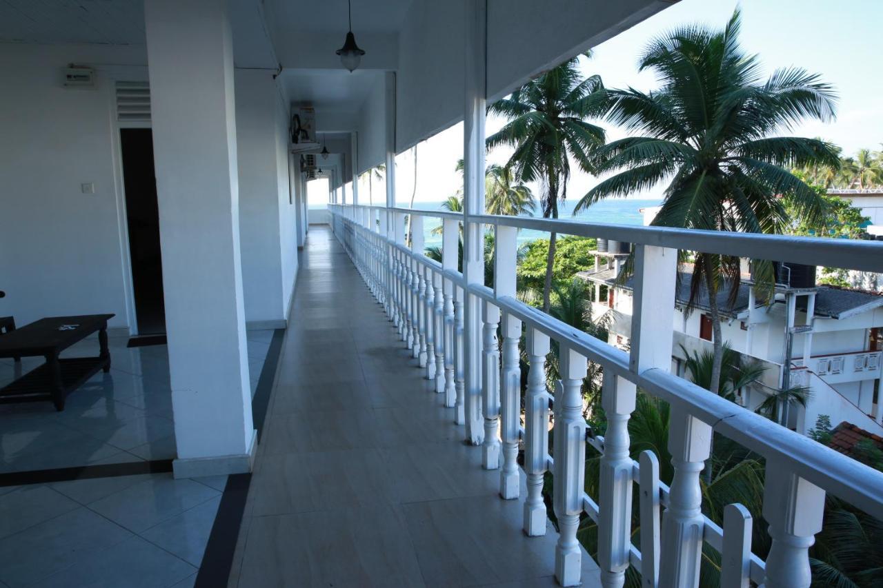 Mirissa Heights Hotel Exterior photo